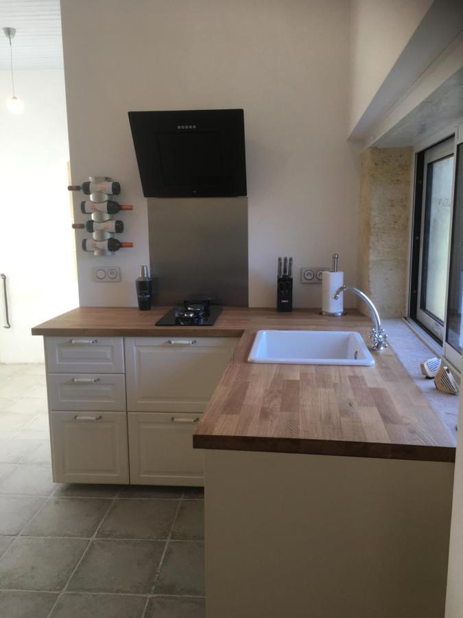 Château Le Noble Studio ou Appartement Saint-Germain-du-Puch Extérieur photo